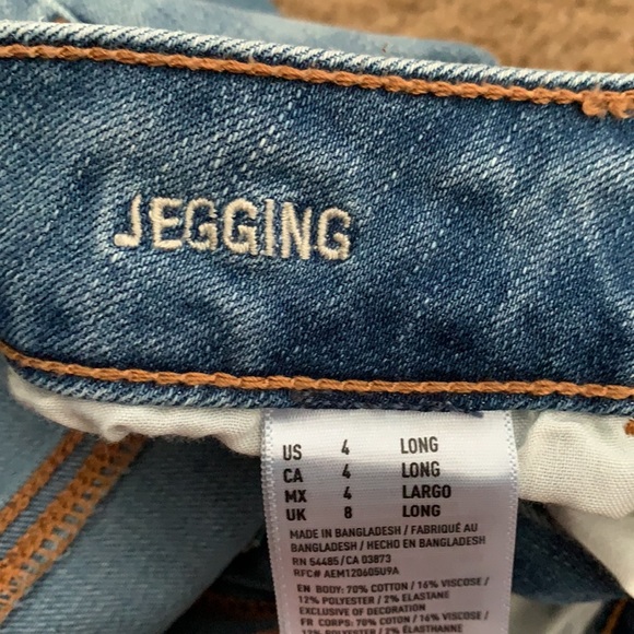 American Eagle Girls Jeans - Picture 4 of 4